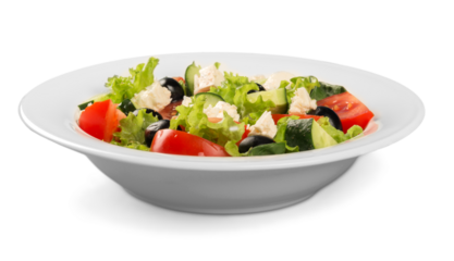 Fresh vegetable salad with cheese