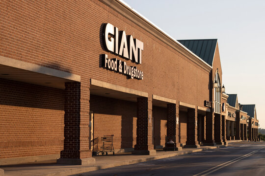 West Chester, PA, USA - June 25, 2022: Exterior view of a Giant Food and Drugstore in West Chester. The Giant Company is an American regional supermarket chain based in Carlisle, Pennsylvania.