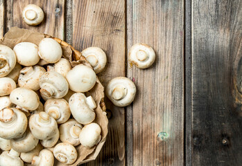 Fragrant mushrooms in the basket.