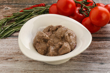 Soft chicken liver with cream