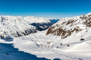 Fototapeta na wymiar Ski resort of Obergurgl in Austria. One of highest in the country.