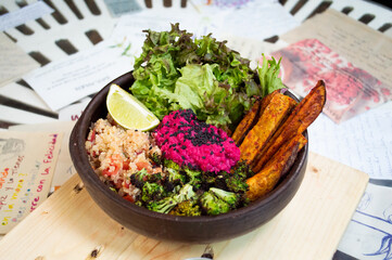 budha bowl salad
