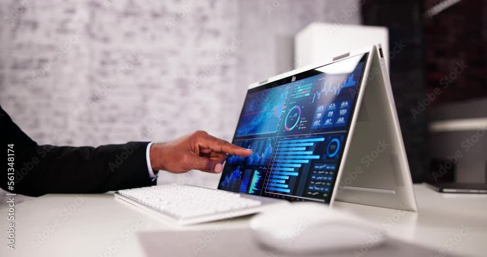 Poster Data Analyst Using Data Analytics KPI