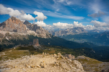 Fototapeta na wymiar Summer mountain landscape view to Cortina d Ampesso and Cinque Torri, Dolomite Alps, Italy