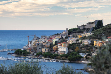 Fototapeta na wymiar Vista dall'alto sul borgo di Portovenere, provincia di La Spezia, Liguria, Italia, Europa