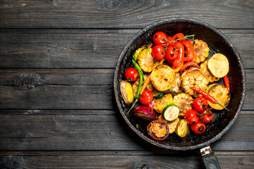 Grilled vegetables in a pan.