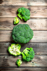 Lots of fresh broccoli.