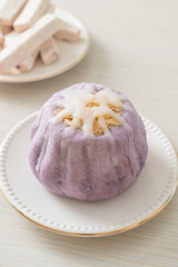 taro bun with white sugar cream and nut