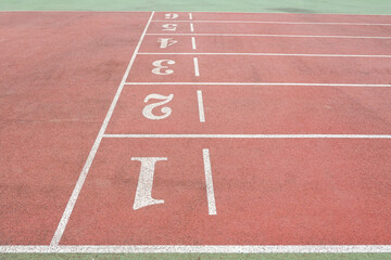 육상트랙과 출발선의 숫자