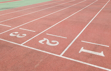 육상트랙과 출발선의 숫자