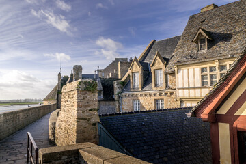 Remparts du mont saint michel en normandie