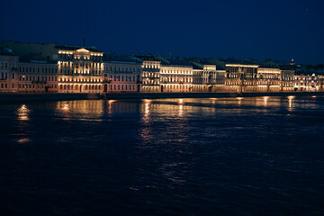 Fototapeta na wymiar Summer white night in St. Petersburg. neva river