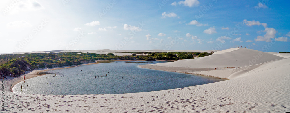 Sticker dunes in the p. nac. of len is maranhenses, brazil