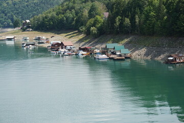 Obraz premium house on the lake in romania