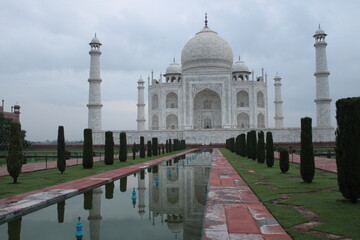 TAJ MAHAL, INDIA, MONUMENT OF LOVE