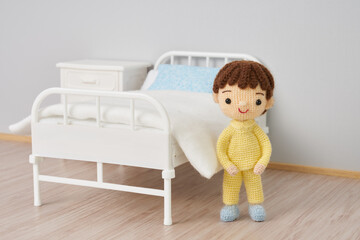 あみぐるみ人形　入院イメージ