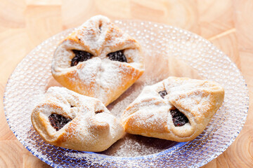 pies stuffed with blueberry marmelade