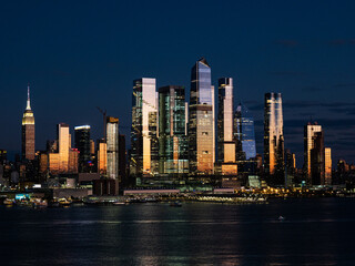 Fototapeta na wymiar View on Manhattan at sunset, New York, USA