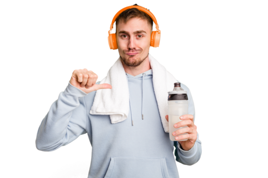 Young caucasian sporty man ready to start his gym day feels proud and self confident, example to follow.