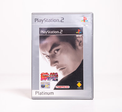 london, uk, 08.05.2023 A Tekken Tag Tournament Platinum Sony PlayStation 2 2002 ps2 video game case and dvd games. rare game fighting home arcade system video games.