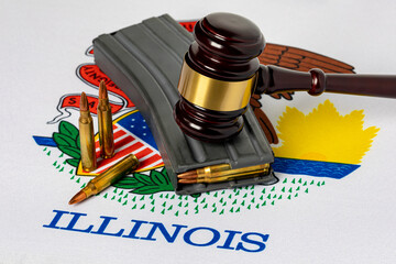 Assault weapon high-capacity magazine with gavel and Illinois state flag. Semi-automatic rifle ban, gun control law and crime concept. - obrazy, fototapety, plakaty