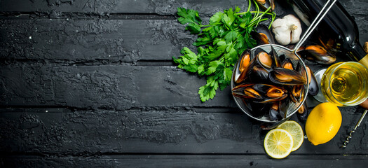 Fresh seafood clams with white wine and parsley.