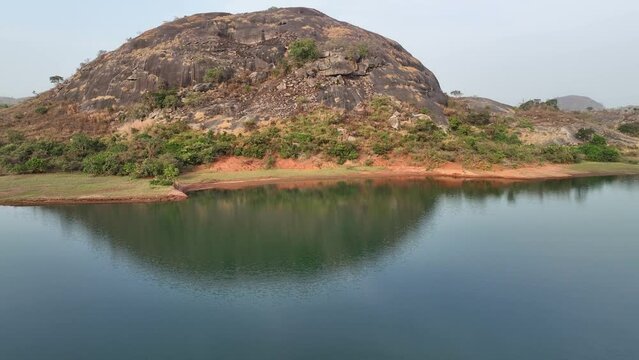 Imágenes de Batolito descubre bancos de fotos, ilustraciones, vectores