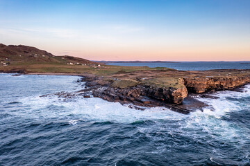 Fototapeta na wymiar Muckross Head peninsula during sunset - about 10 km west of Killybegs village in county Donegal on the west coast of Ireland