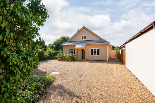 Detached home in sunshine