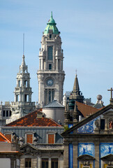 Fototapeta premium Igreja Dos Congregados Church tower and Porto skyline