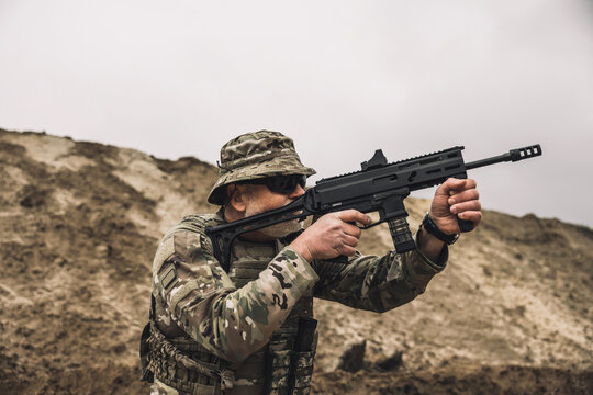 Soldier with a rifle on a shooting range