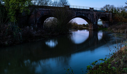 Fototapeta na wymiar rzeka w Canterbury