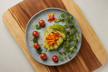 Ensalada de aguacate /  Avocado salad
