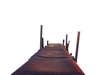 Ponton de pêche en bois sur un fond transparent sans personne.