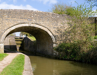 Pigeon's lock in Tackley on the Oxford Canal, named after the pub The Three Pigeons, which used to stand near here.