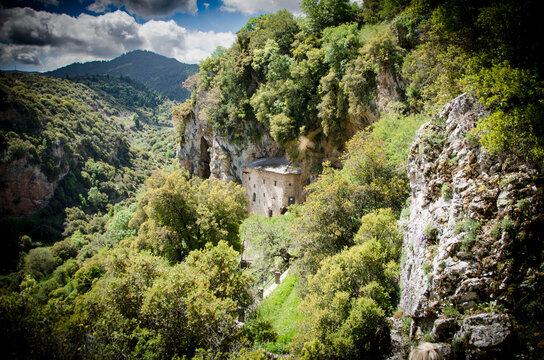 Palaiomonastiro -Agios Nikolaos (1550) Historical monastery in the Kapsali Gorge, 3 km outside Valtesiniko village,. It is built in a cave on the rock and is dedicated to Agios Nikolaos and Ascension.