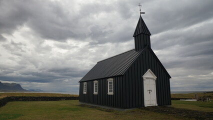 Fototapeta na wymiar Black Church Iceland #1