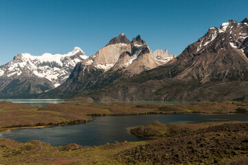 cuernos del paine, torres del paine, sur  de  chile, carretera  austral, lago, montagna, acuático, naturaleza, paisaje, cielo, nieve, montagna, alaska, glaciar, nube, viajando, verano, bosque, escénic