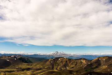 cordillera, sur de  chile, altas montañas, nubes altas, paisaje, cielo, montagna, naturaleza, nube, montagna, nube, cerro, desierta, viajando, verano, al aire libre, impresiones, valle, césped, pico, 