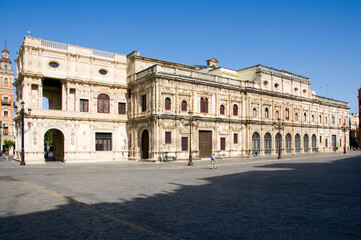 Fototapeta na wymiar The historic City Hall, Seville, in the Plaza de San Francisco