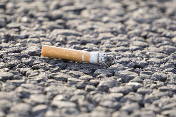  タバコの吸い殻