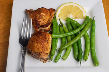  baked season chicken thighs  with green beans