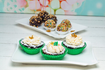 cupcakes with icing