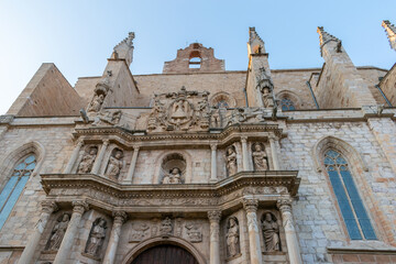 Fototapeta na wymiar church of santa maria of the medieval town Montblanc, (Tarragona)