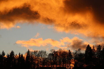 Fototapeta na wymiar Sonnenuntergang Schwabenland