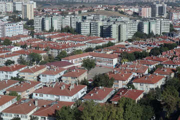 City photo with school in the middle