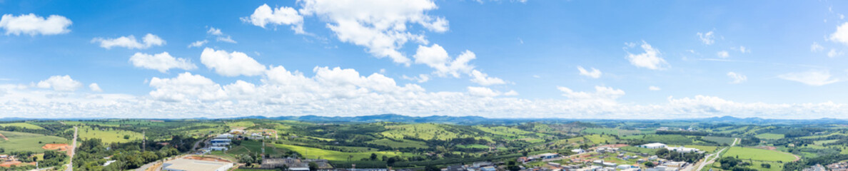 Obraz premium Alfenas, small and beautiful town of Alfenas in Brazil in the state of Minas Gerais photographed in summer with a drone, natural light.