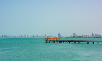 Fototapeta na wymiar view from the pier to the sea