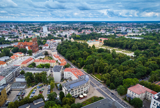 Ratusz w Białymstoku, Białystok, Muzeum Podlaskie, Rynek Kościuszki, Pałac Branickich, Ogr&oacute;d Branickich, Archikatedra w Białymstoku, Panorama Białegostoku, Zabytki Podlasia, Turystyka regionalna
