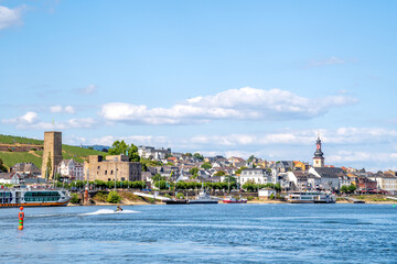 Blick über Rüdesheim am Rhein, Rheingau, Deutschland 